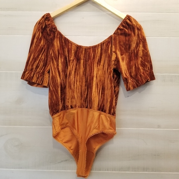 {S} Mia Joy Burnt Orange Velvet-y Bodysuit  Pumpkin Spice Fall Autumn - Picture 3 of 10